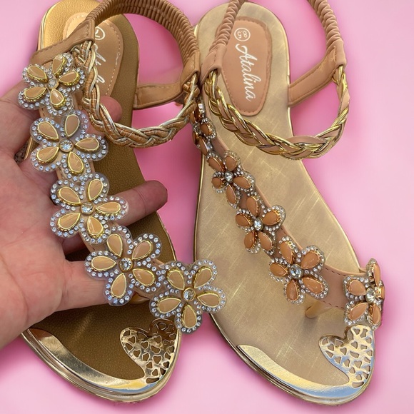Restocked Italina / Atalina Toe Ring White Floral Rhinestone Daisy Sandal - Picture 8 of 11
